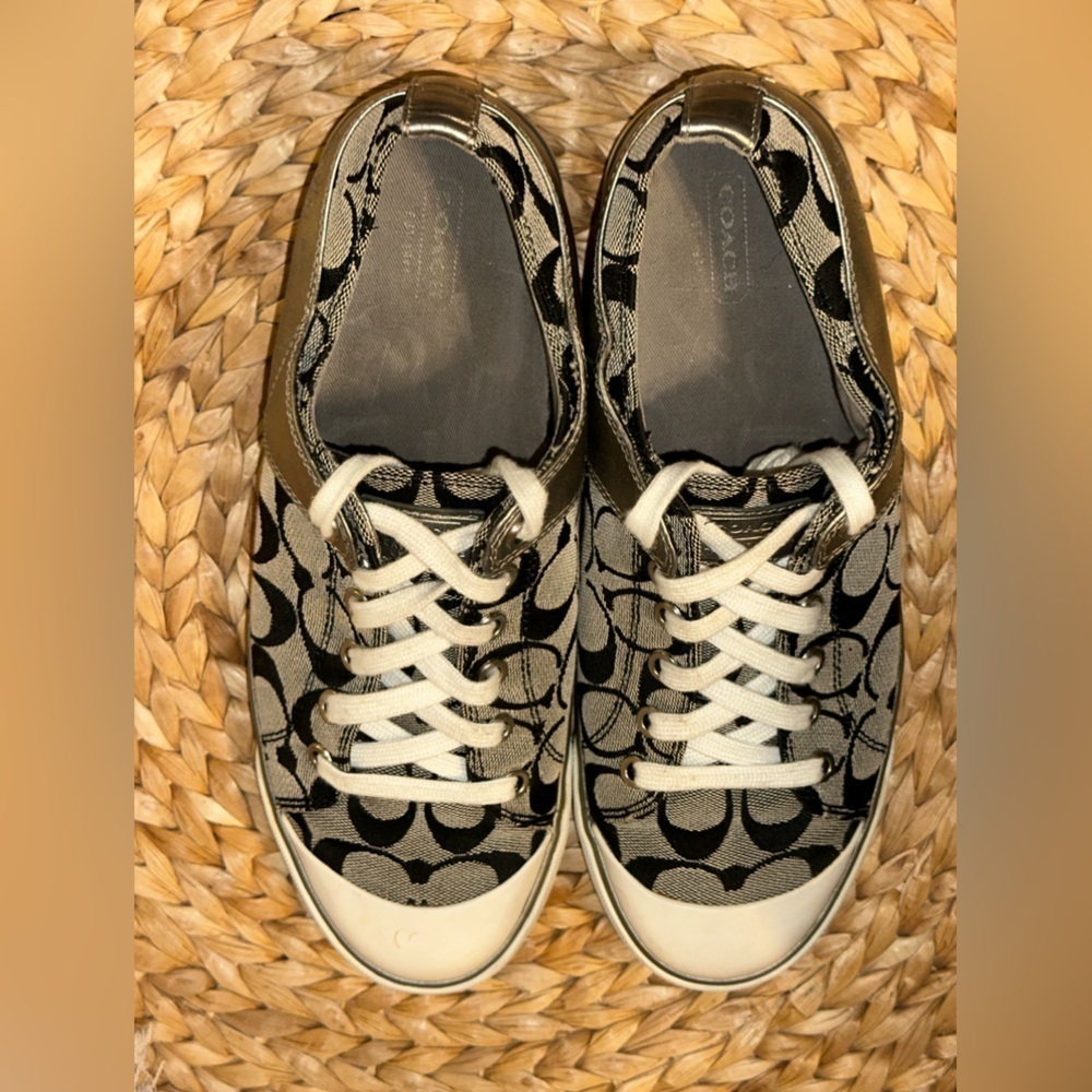 UGC COACH Woman’s Bobbey Black & Gray Signature C Logo Shoe Size 10 - Picture 3 of 8
